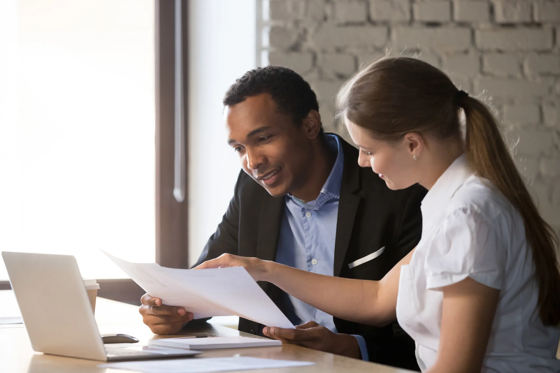 Top 12 High Paying Insurance Jobs in the United States for Foreigners